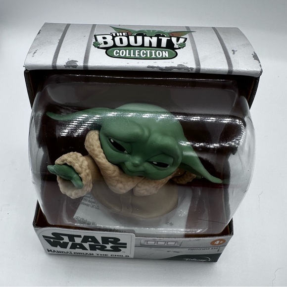 Star Wars Other - Star Wars The Bounty Collection “The Child Force Moment” Figure